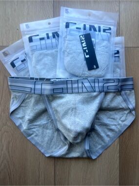 LOT OF 5 PAIRS - C-IN2 Gray Zen Dash Brief Size M. NWT